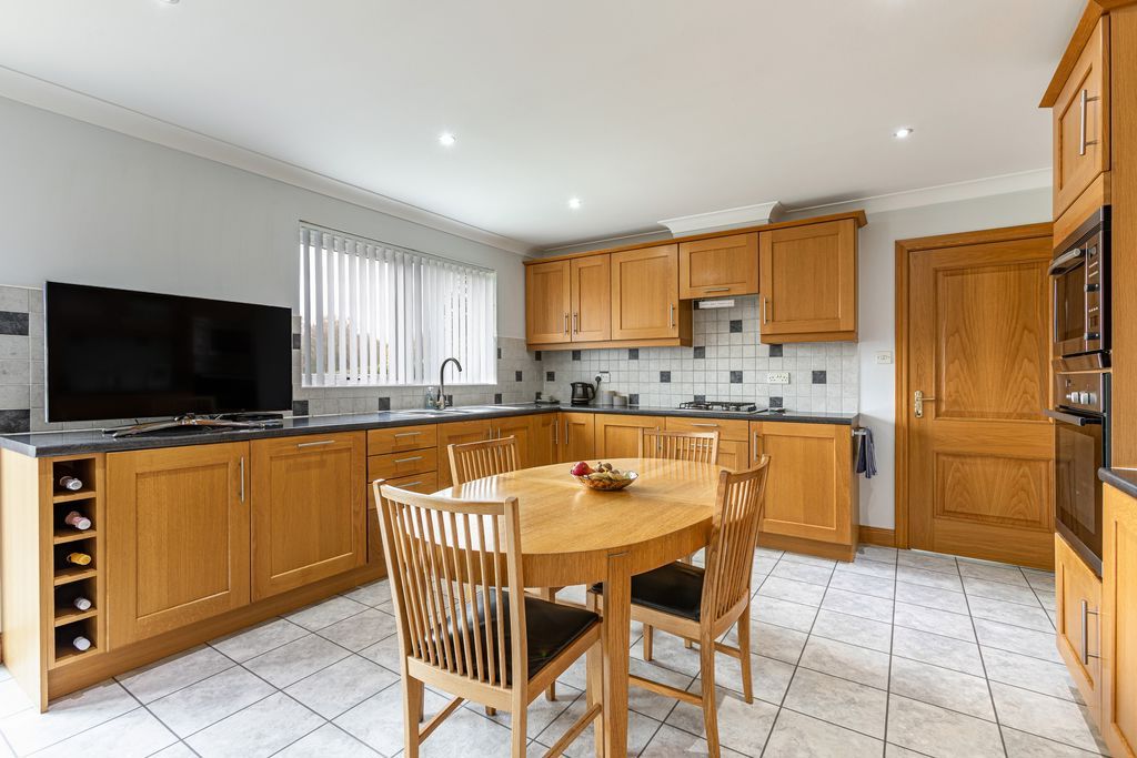 Property photo 3 of 48 Dining Kitchen