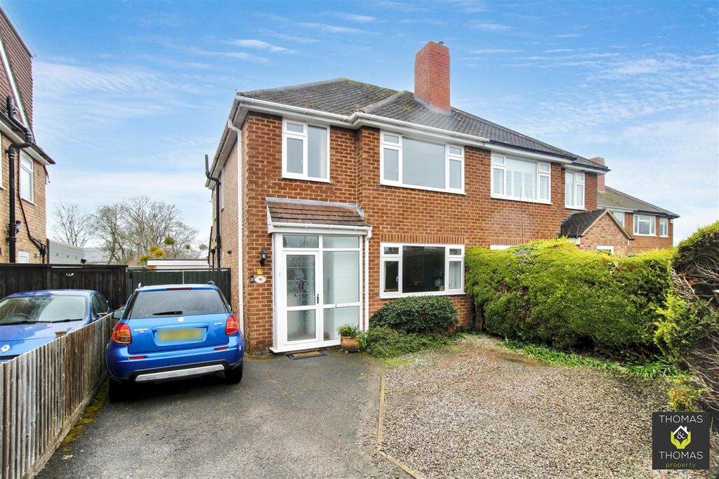 Property photo 1 of 17