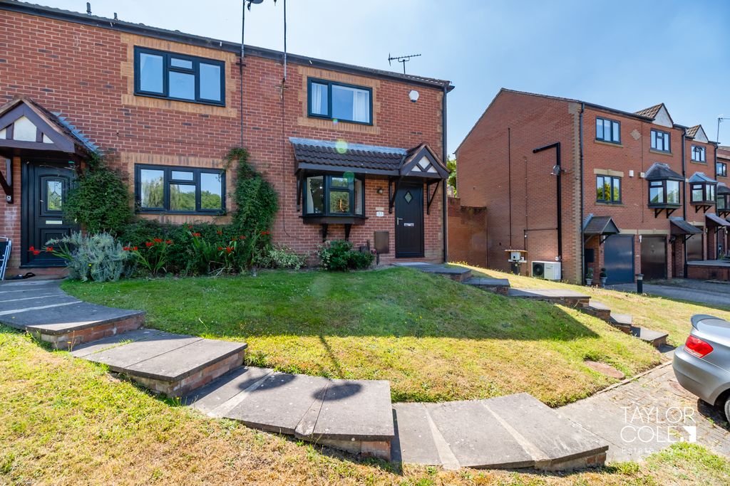 Property photo 1 of 10