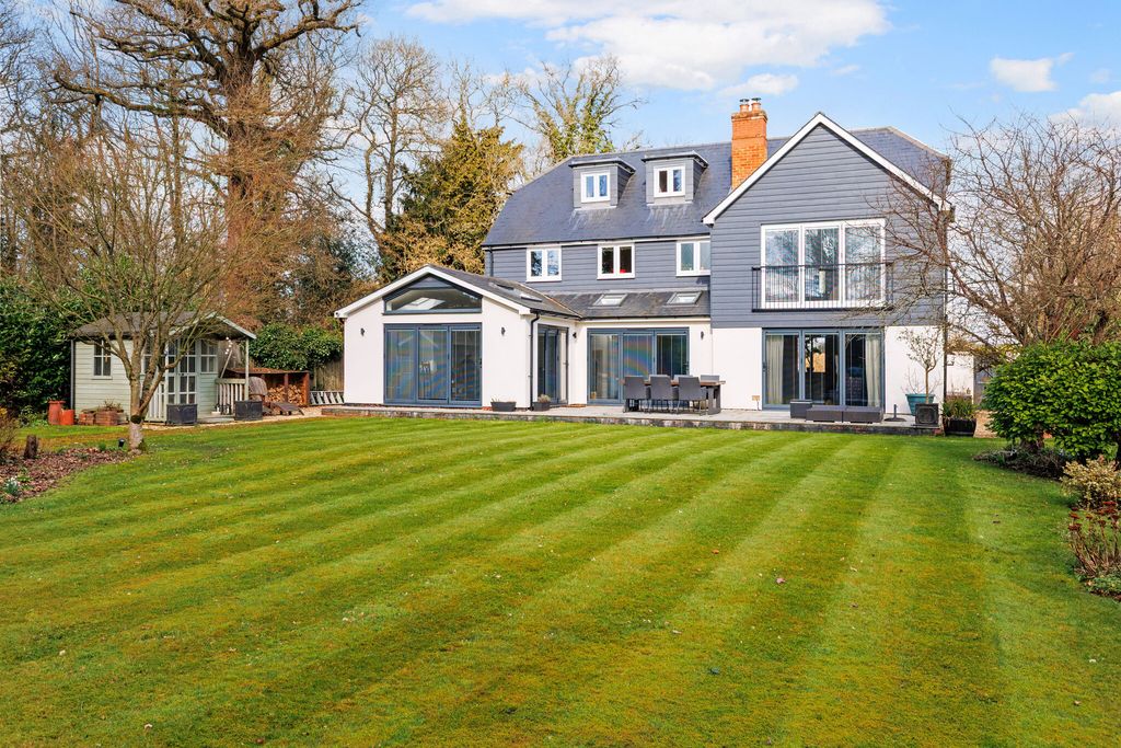 Property photo 1 of 22