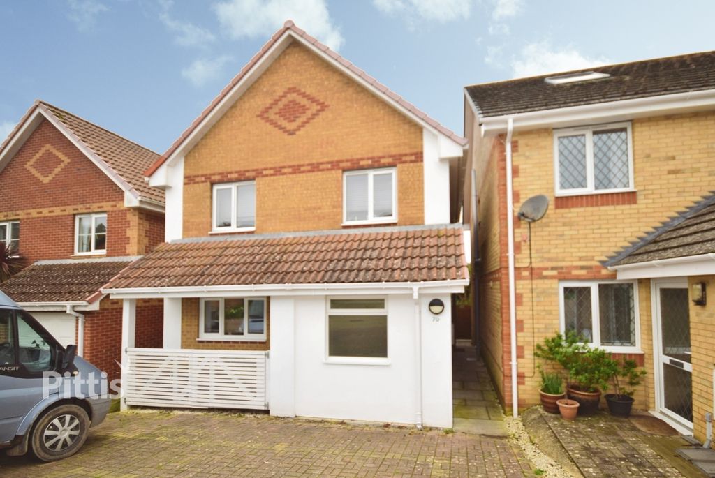 Property photo 1 of 13