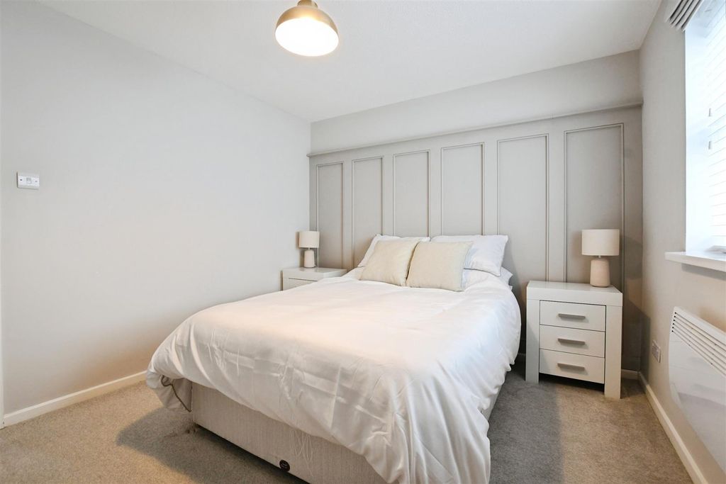 Property photo 2 of 15 Bedroom One