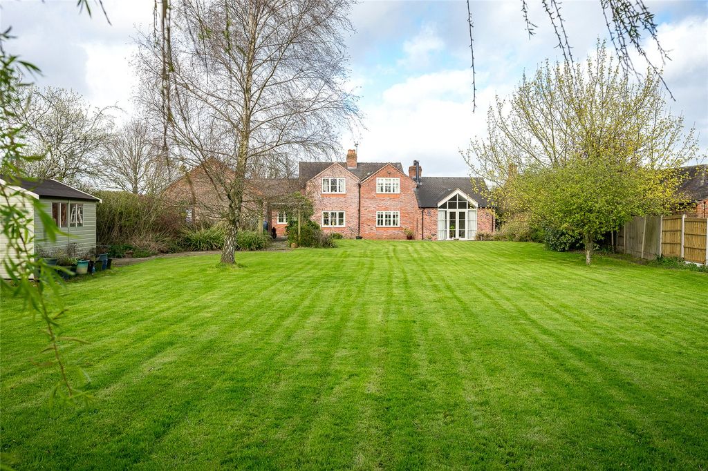 Property photo 1 of 24 Picture No. 31