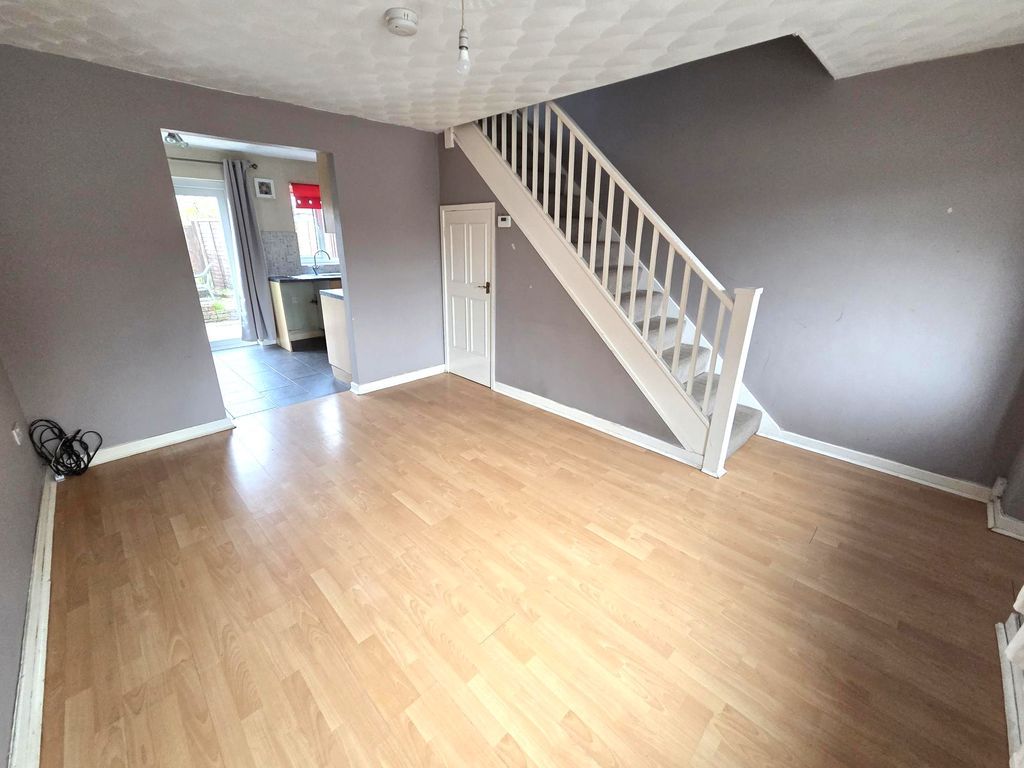 Property photo 3 of 19 Photo 8