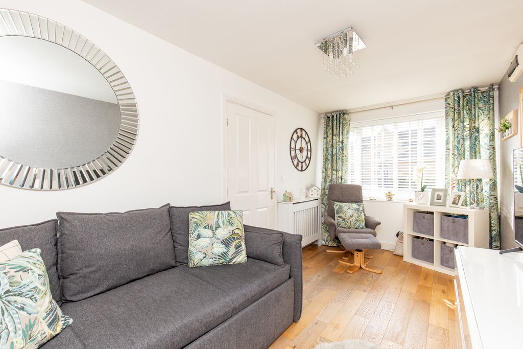 Property photo 3 of 17 Reception Room