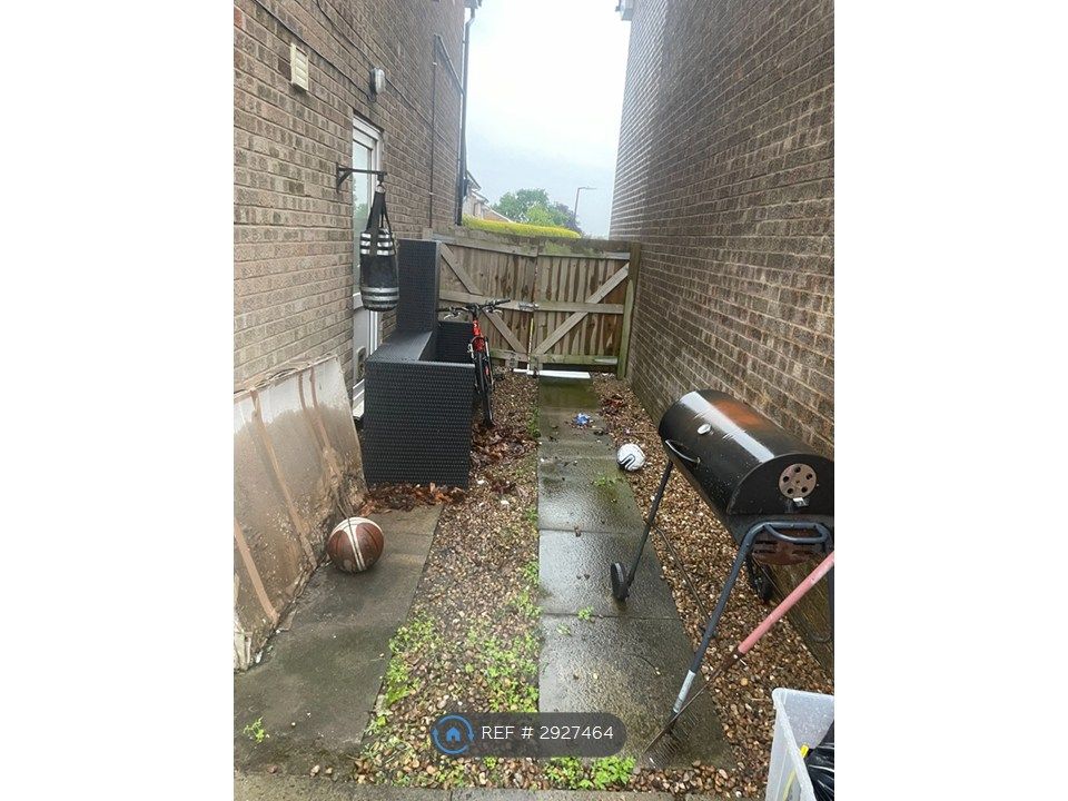 Property photo 3 of 26