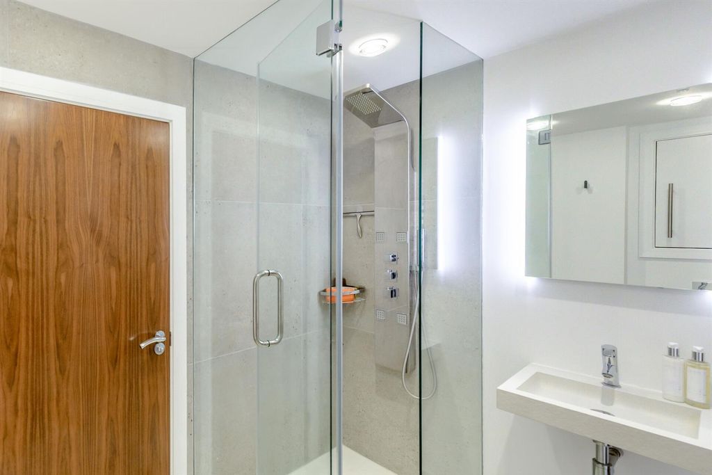 Additional image 36 of 5 bed detached house for saleBristol Road, Frenchay, Bristol BS16