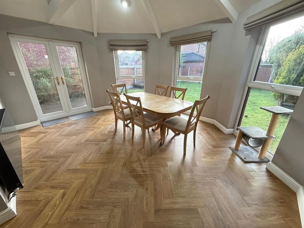 Additional image 6 of 4 bed detached house for salePloughmans Way, Macclesfield SK10