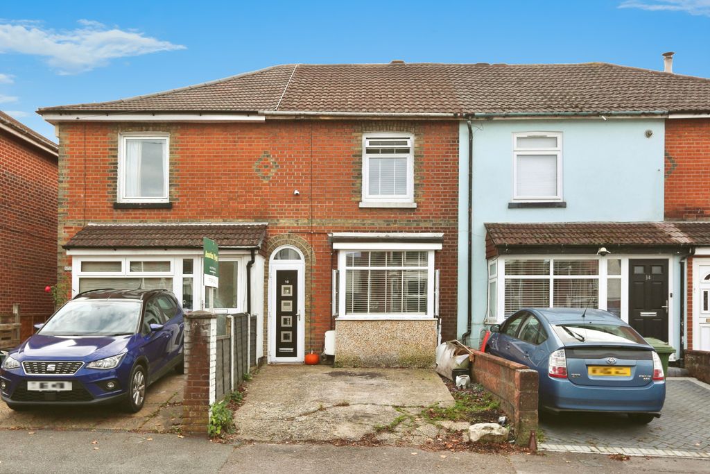 Property photo 1 of 14 Photography