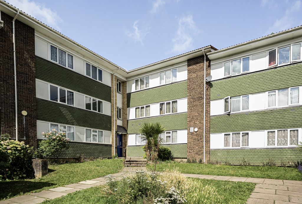 Property photo 2 of 10 1480347-20-6A3269...