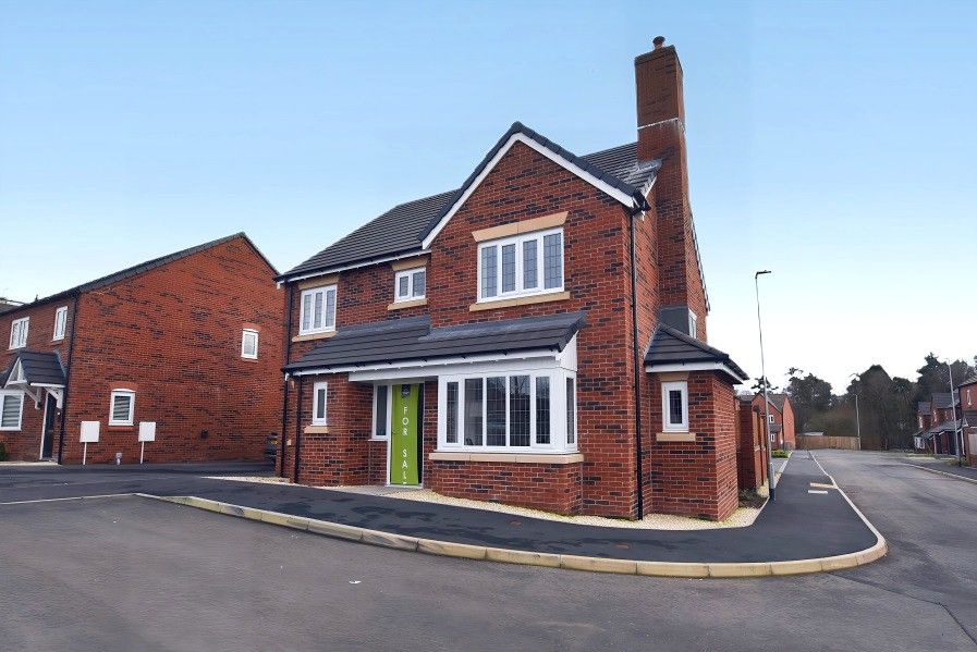 Property photo 1 of 32 Front Aspect 1