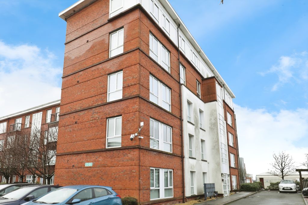 Property photo 1 of 15 Front View