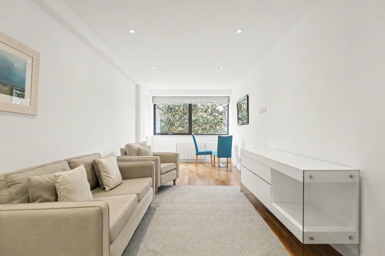 Property photo 2 of 16 329306