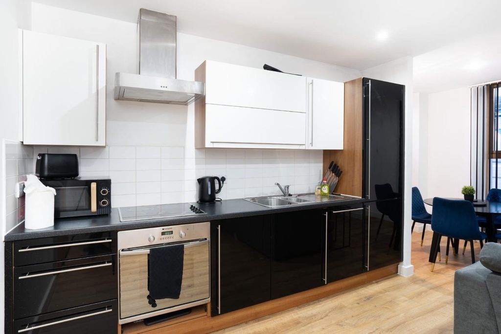 Property photo 1 of 11 1