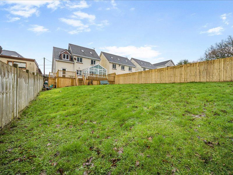 Property photo 3 of 36