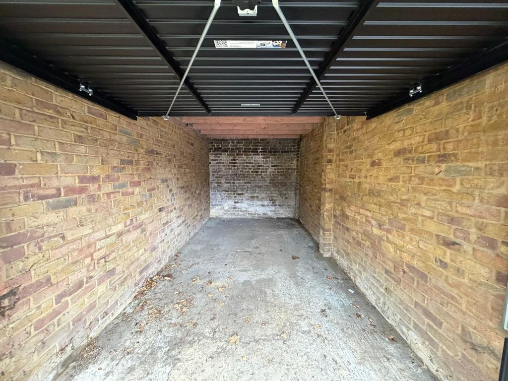 Property photo 2 of 4 Img_2730.Jpeg