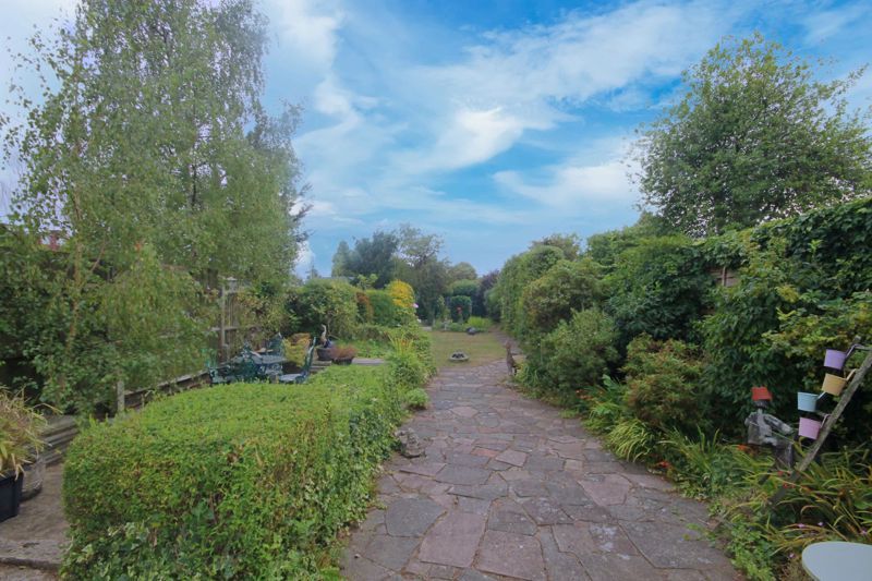 Property photo 3 of 16 Photo 9