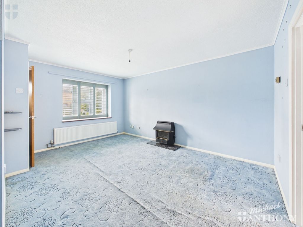 Property photo 2 of 17 Cam03852G0-Pr0774-Still001