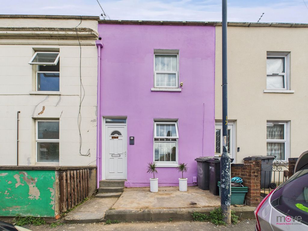 Property photo 1 of 8