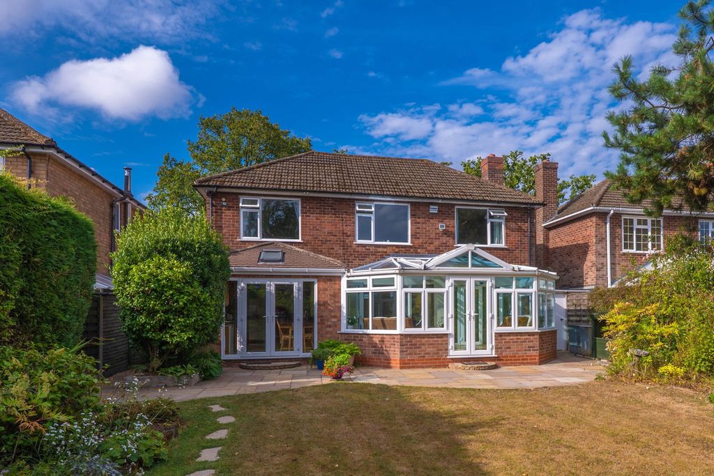 Property photo 2 of 33
