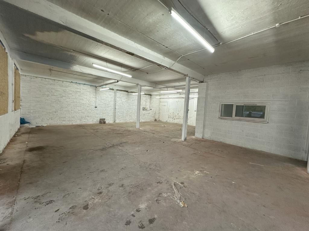 Property photo 1 of 3