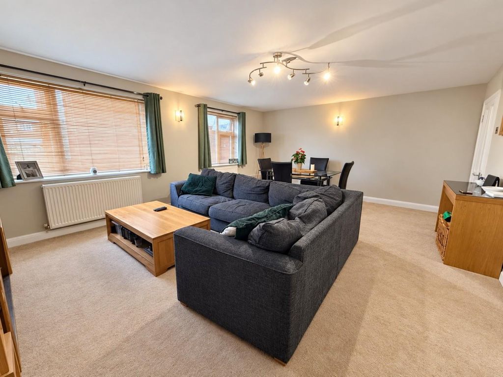 Property photo 3 of 11 6.Jpg