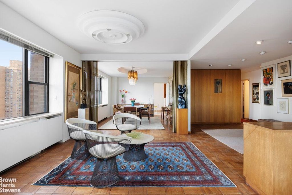 Property photo 3 of 10 <Alttext/>