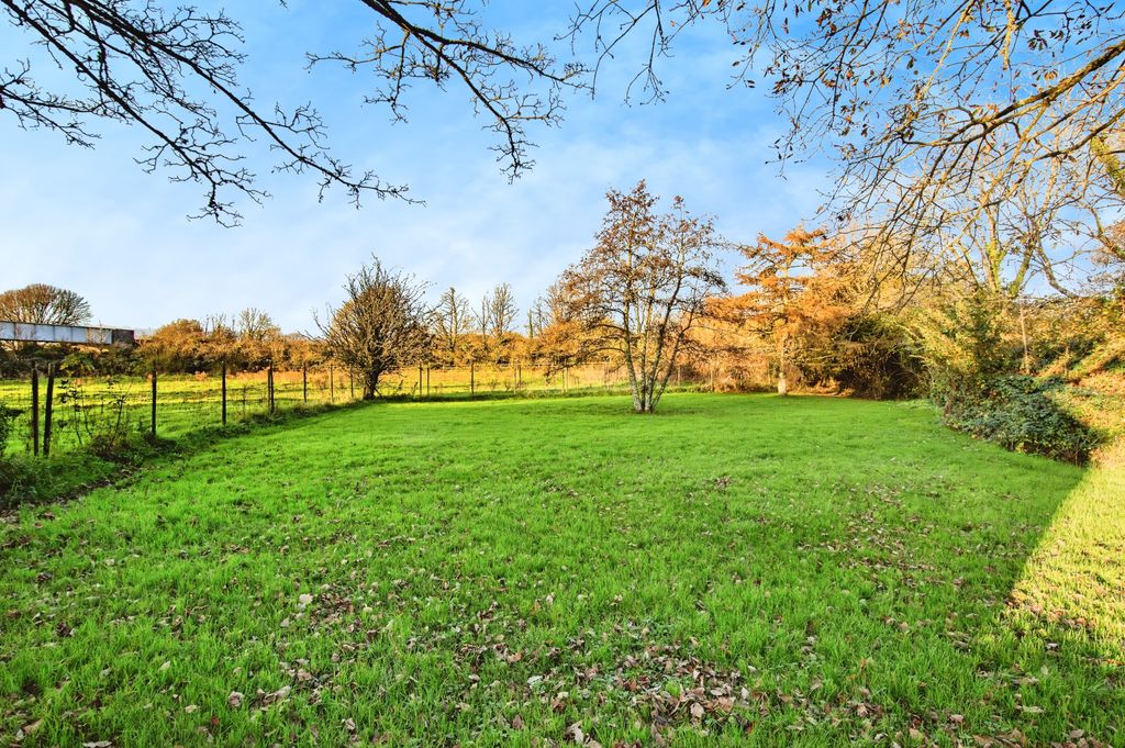 Property photo 3 of 17 Photography