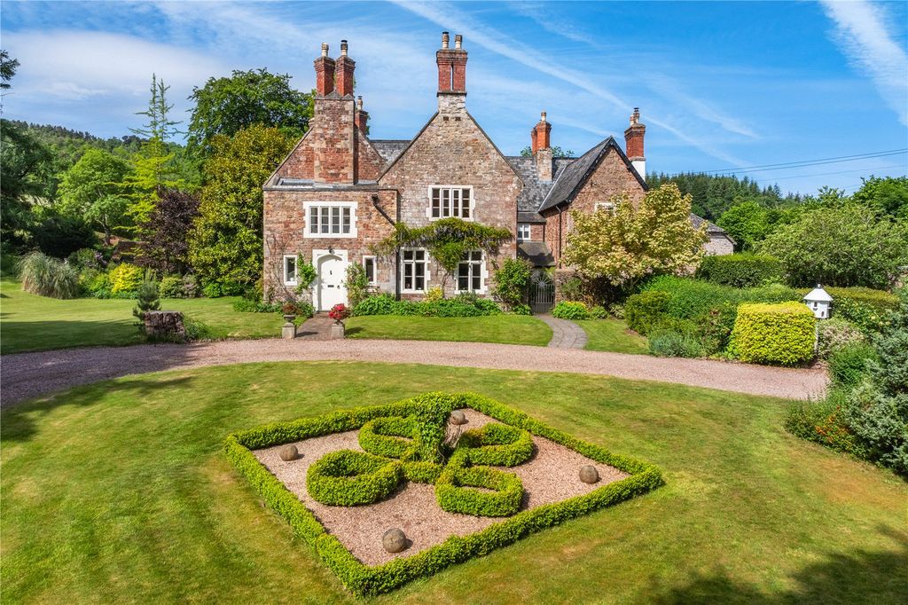 Property photo 3 of 35 North Elevation