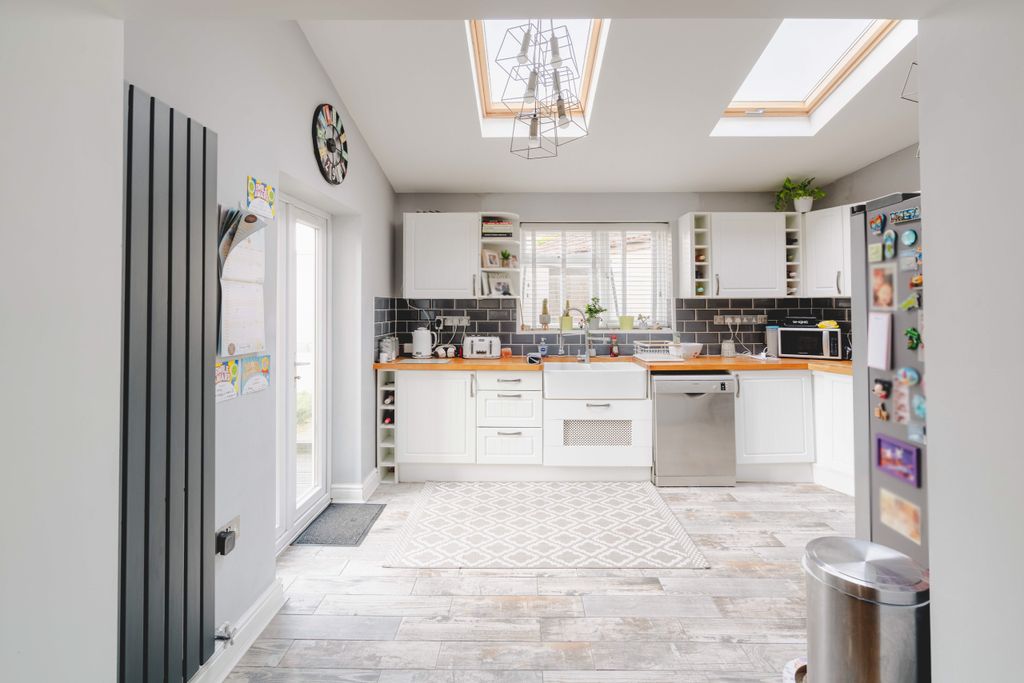 Property photo 1 of 22 1