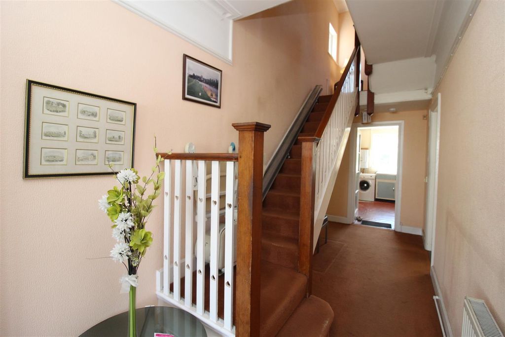 Property photo 2 of 20 Img_2191.Jpg