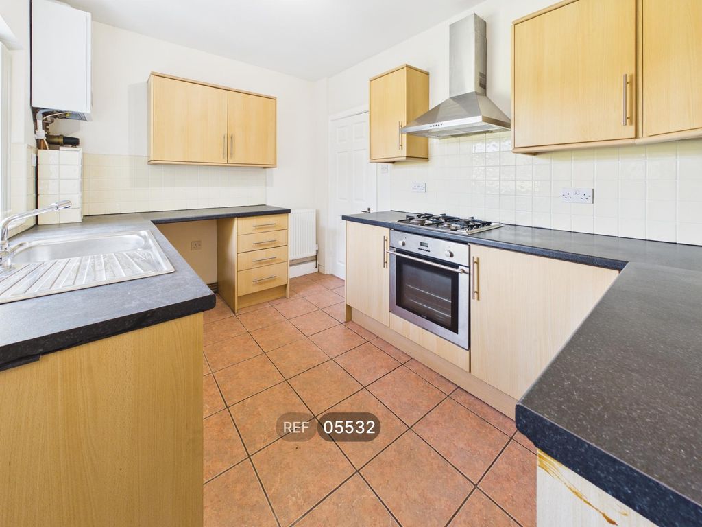 Property photo 2 of 15 Kitchen