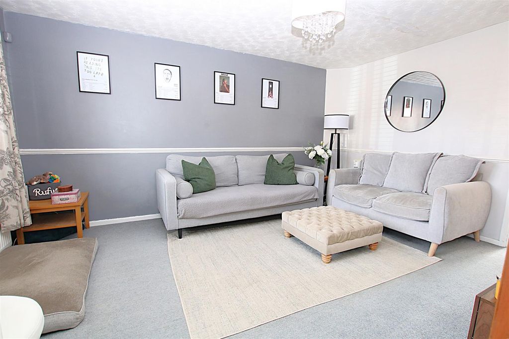 Property photo 2 of 14 Img_0899.Jpg
