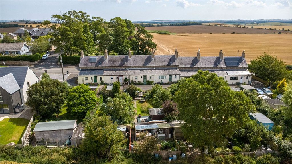 Property photo 2 of 39 Aeriel