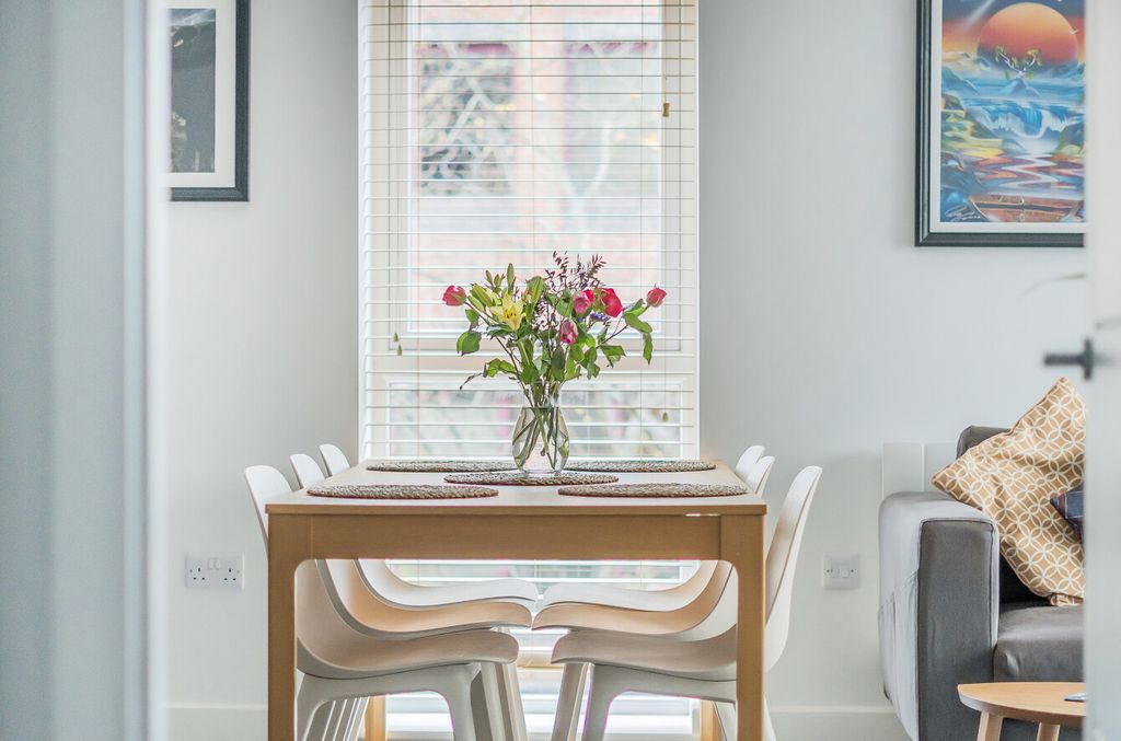 Property photo 3 of 20 1377022-12-6911F1...