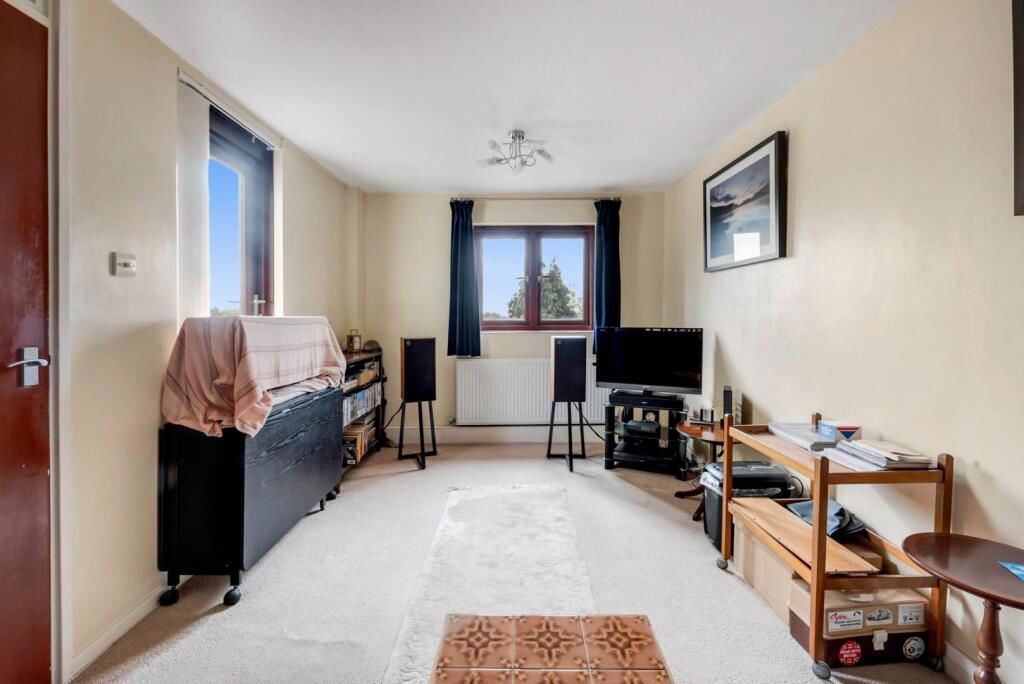 Property photo 2 of 7