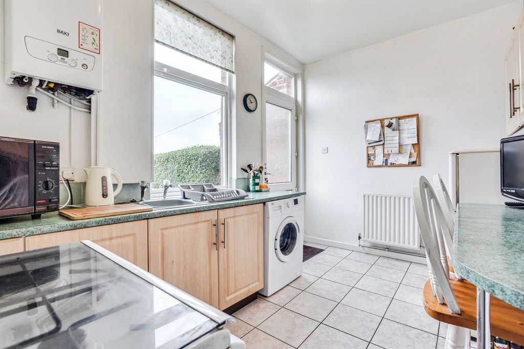 Property photo 3 of 10