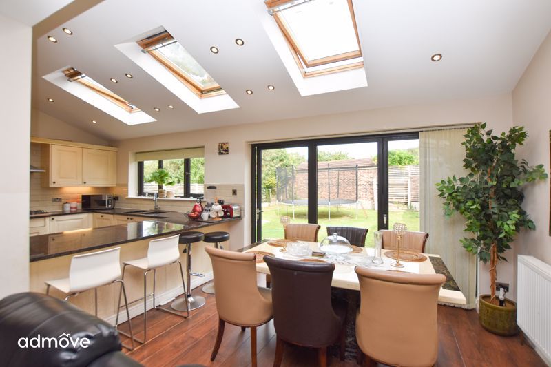 Property photo 3 of 24 Photo 13