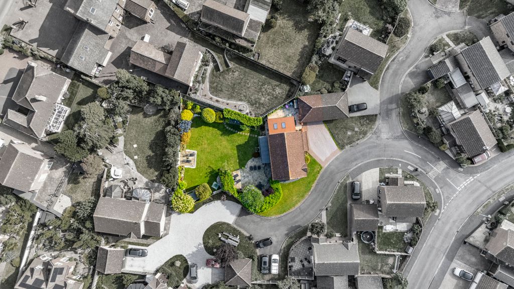 Property photo 1 of 20 Photo 2