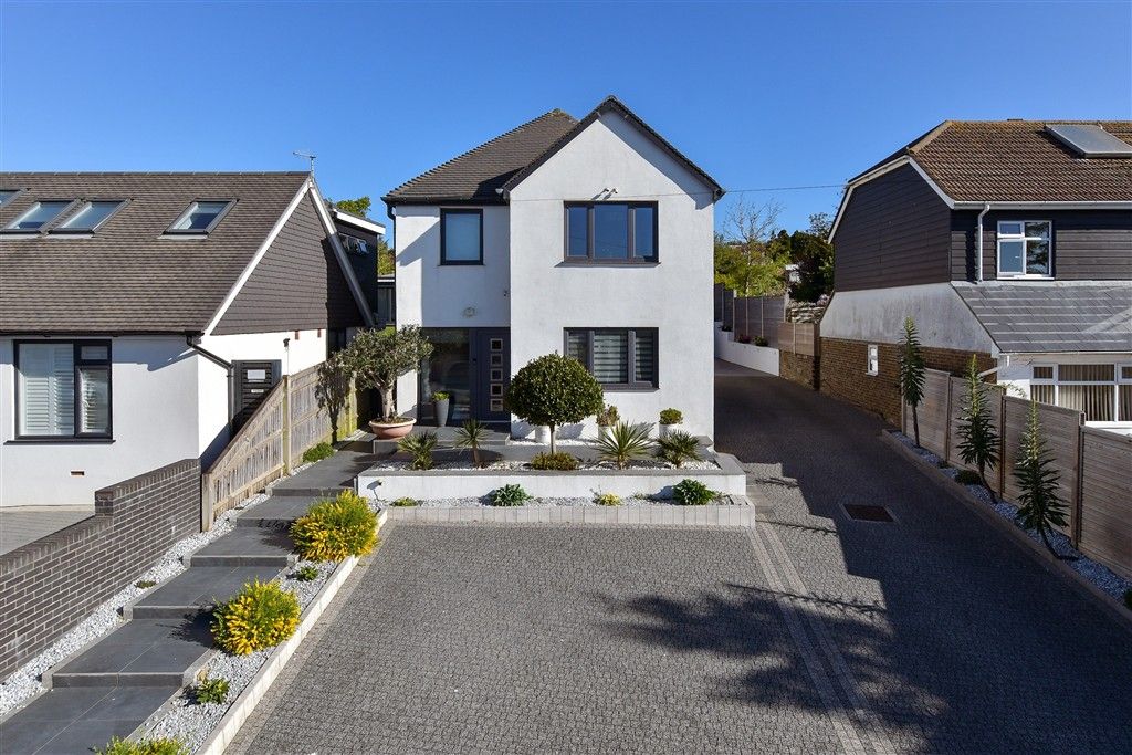 Property photo 1 of 18 External Front