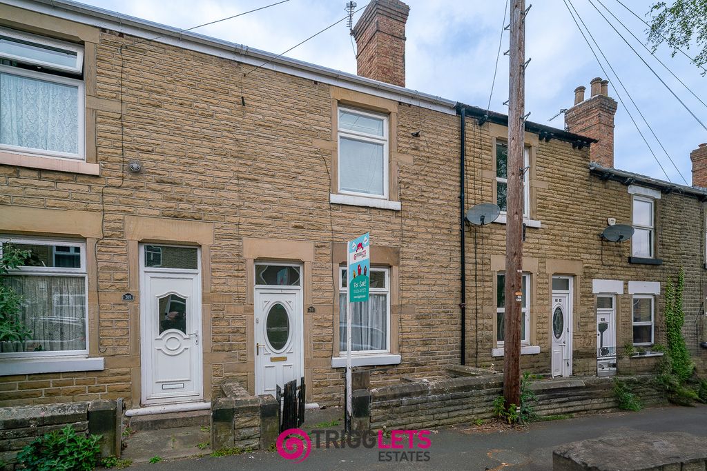 Property photo 1 of 17