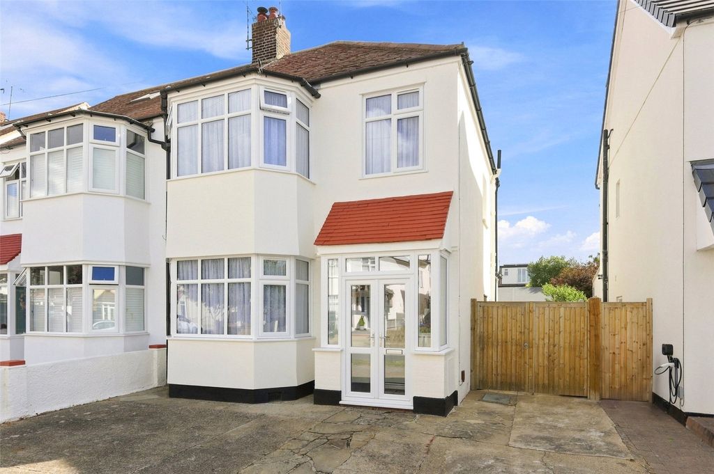 Property photo 1 of 20 Picture No. 06