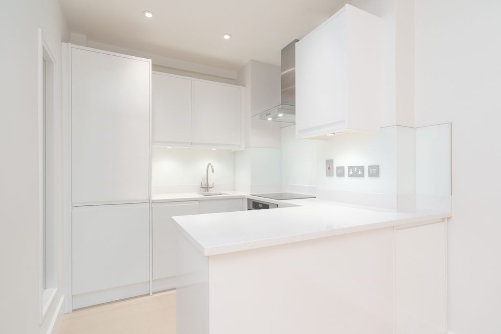 Property photo 3 of 16 Front