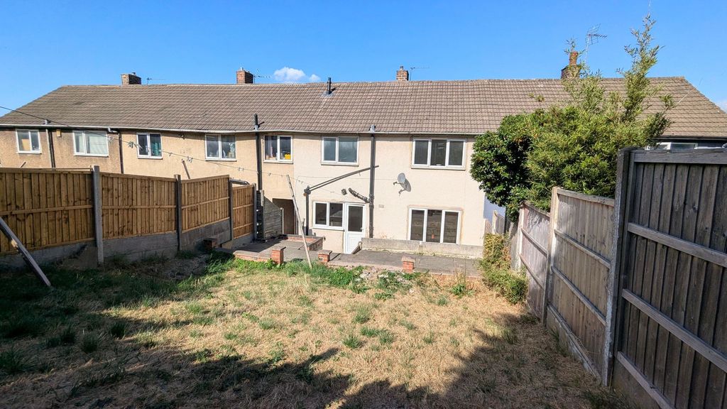 Property photo 3 of 21