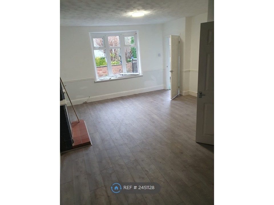 Property photo 3 of 23