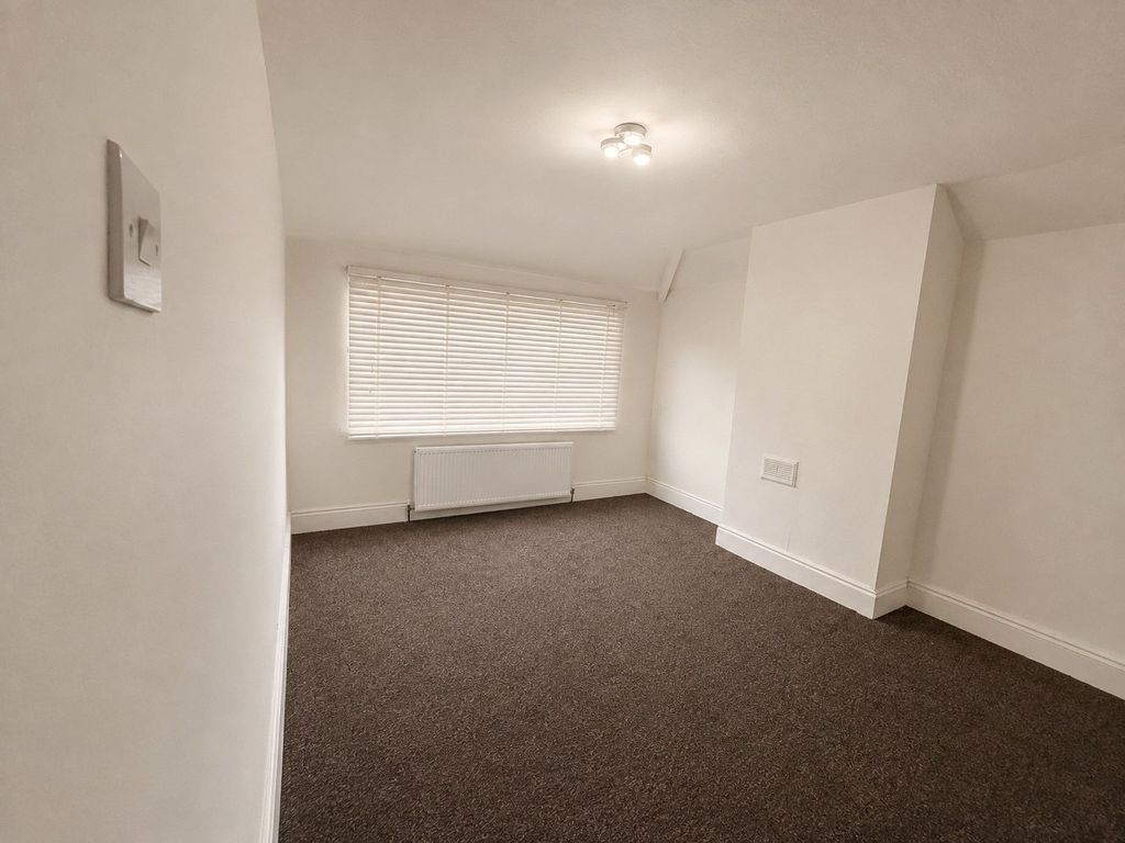 Property photo 3 of 9 Picture No. 18