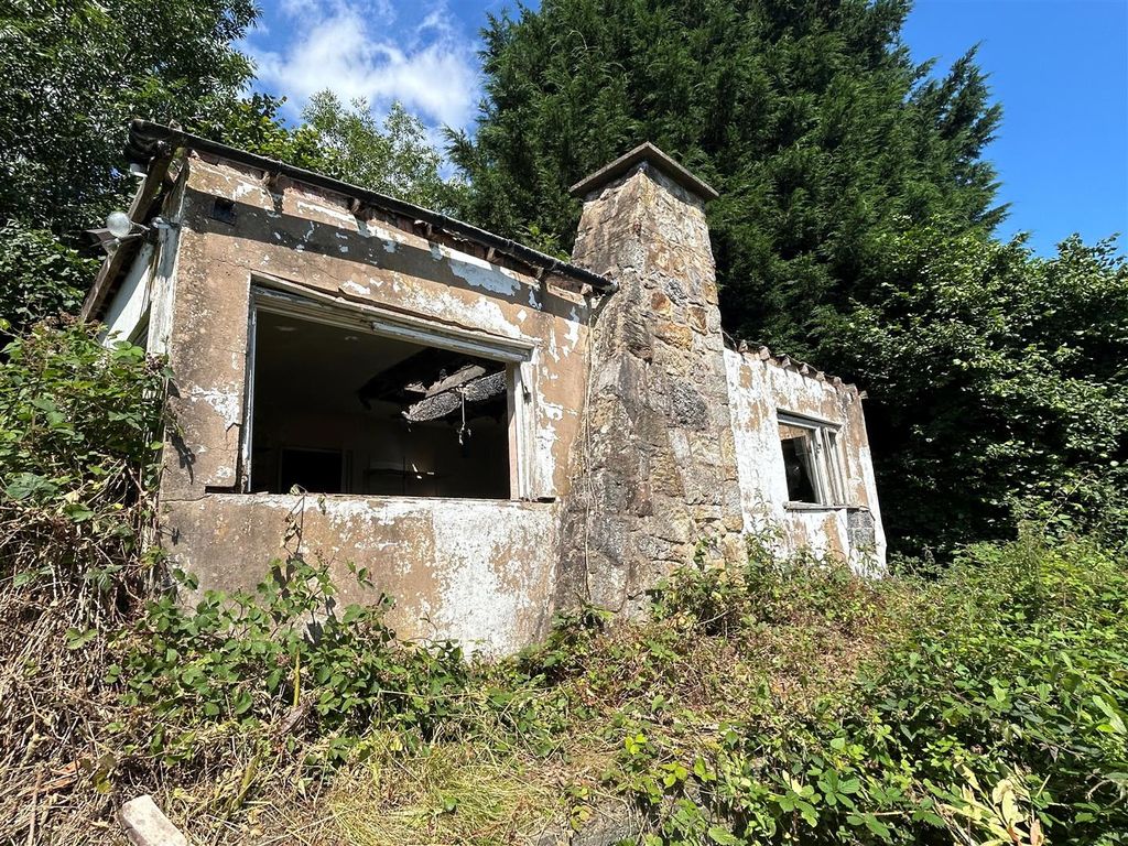 Property photo 2 of 13 The Property