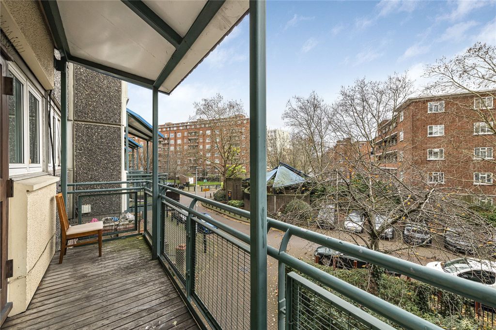 Property photo 3 of 14 Picture No. 34