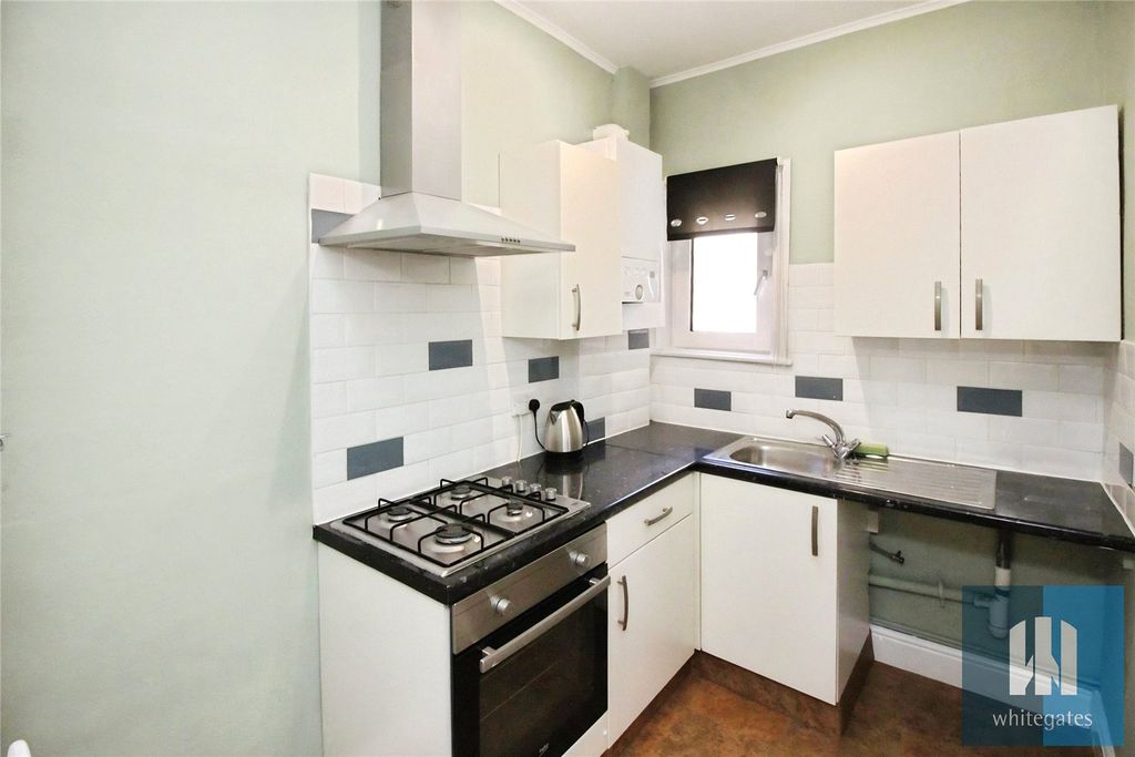 Property photo 3 of 6 Picture No. 20