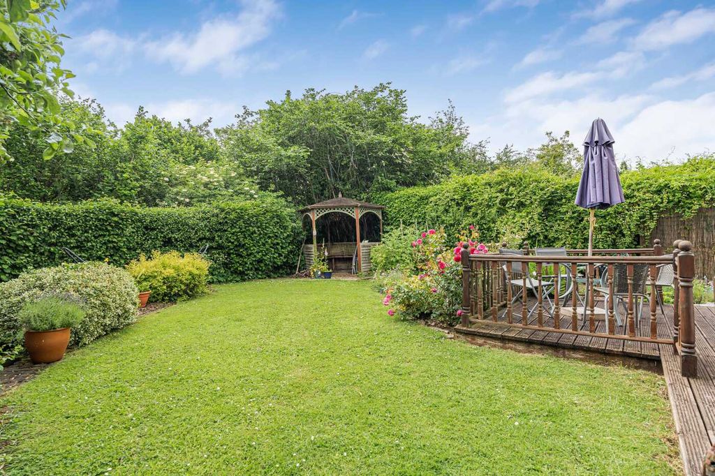 Property photo 2 of 19 Photo 12